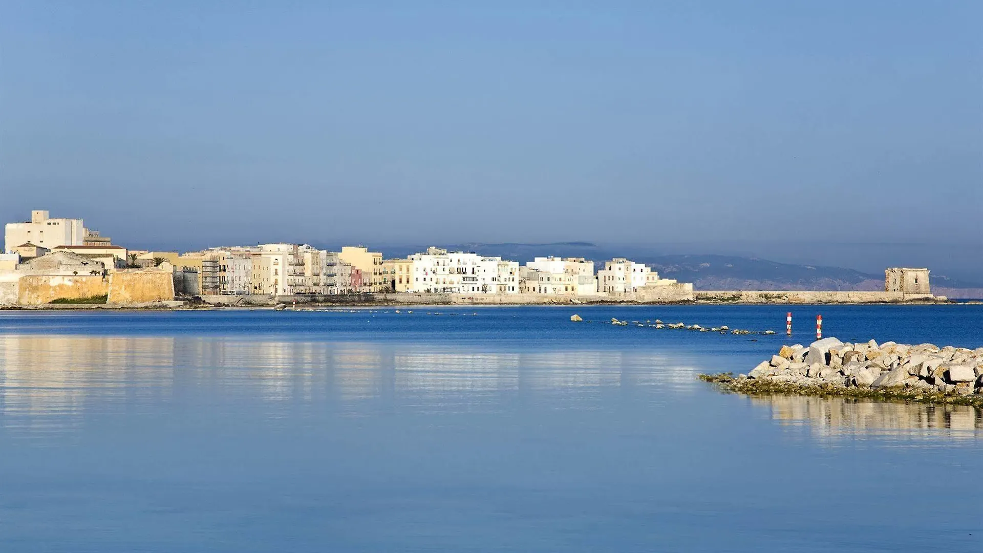 Hotel Vittoria Trapani 4*,  Italia