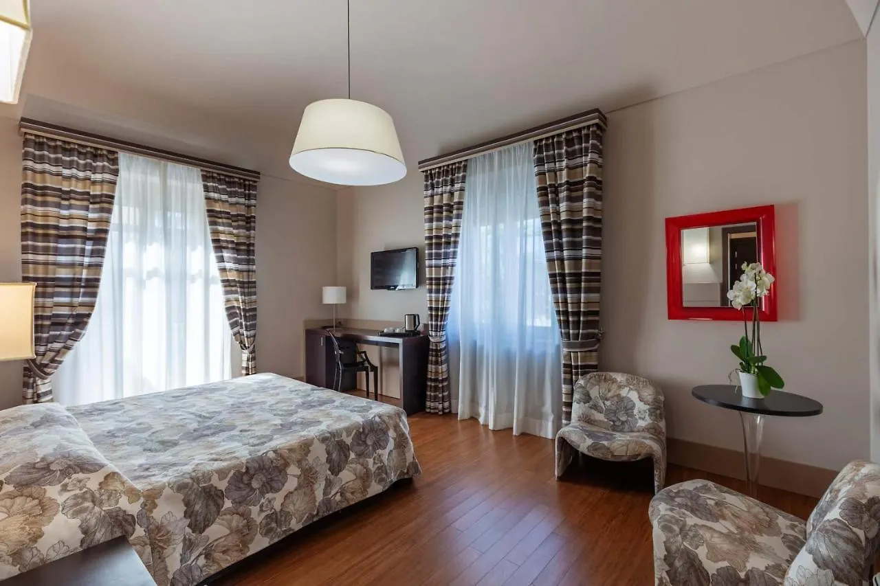 Hotel Vittoria Trapani 4*,