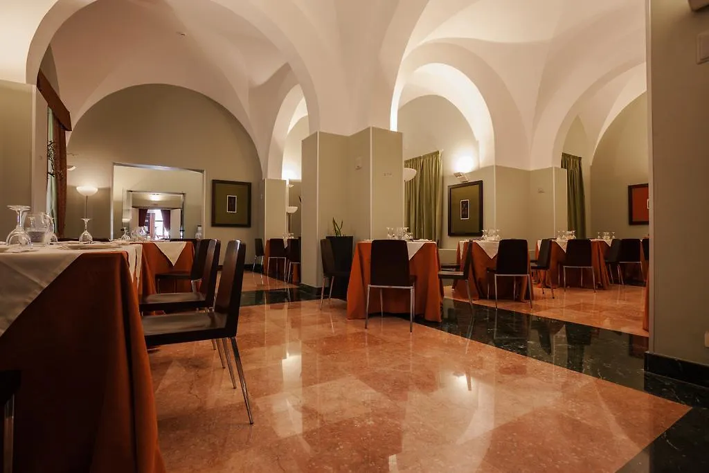 Hotel Vittoria Trapani 4*,  Włochy